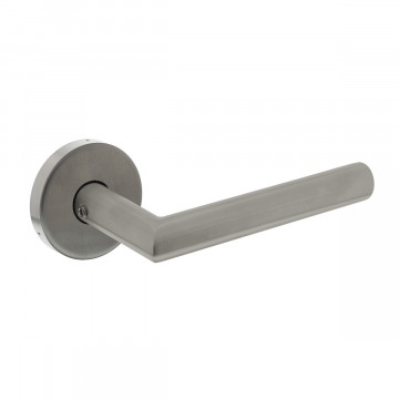 Intersteel Türgriff Jura auf runder massiver Rosette53x10 mm Edelstahl gebürstet hinter Türbeschlägen